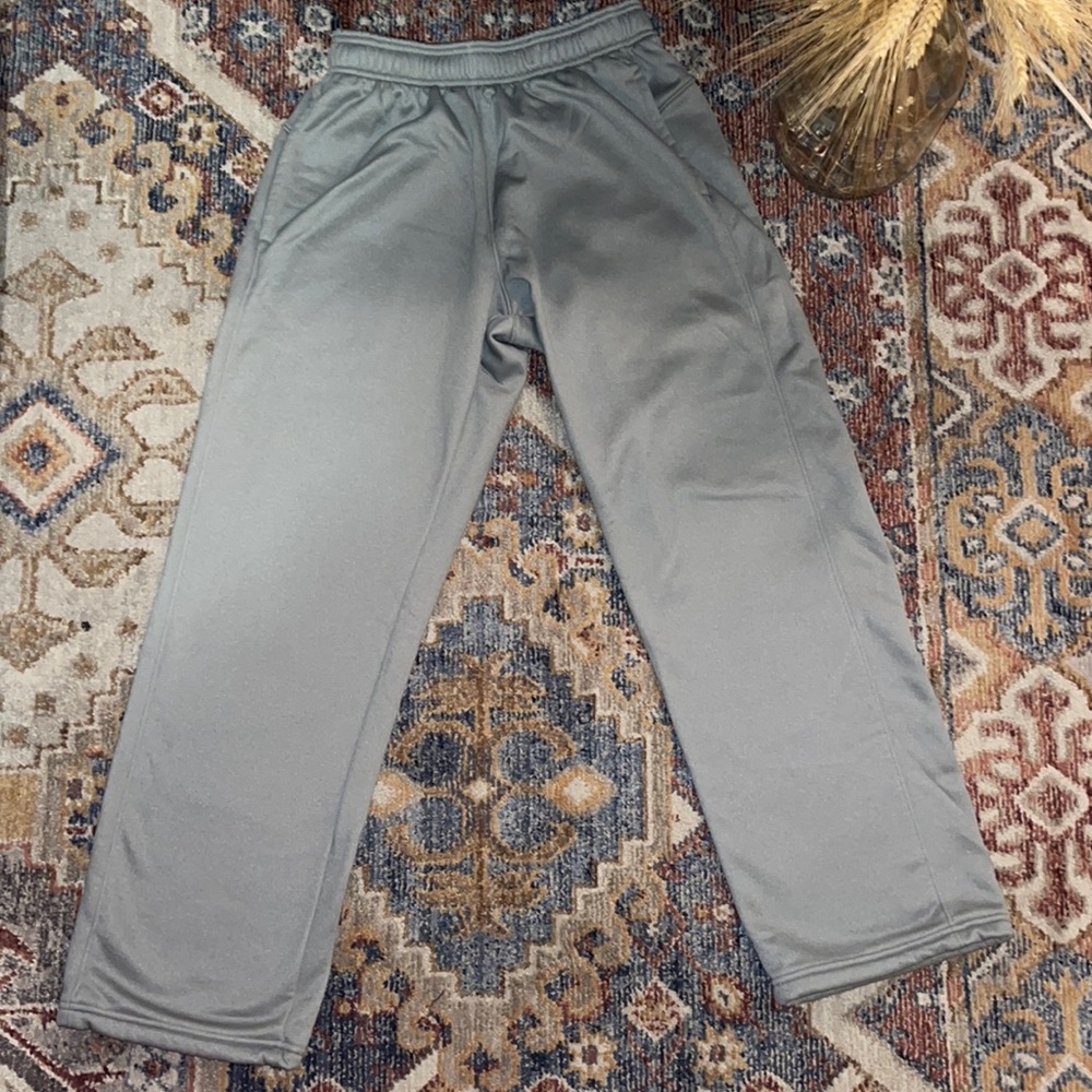 Men’s Under Armour cold gear sweatpants